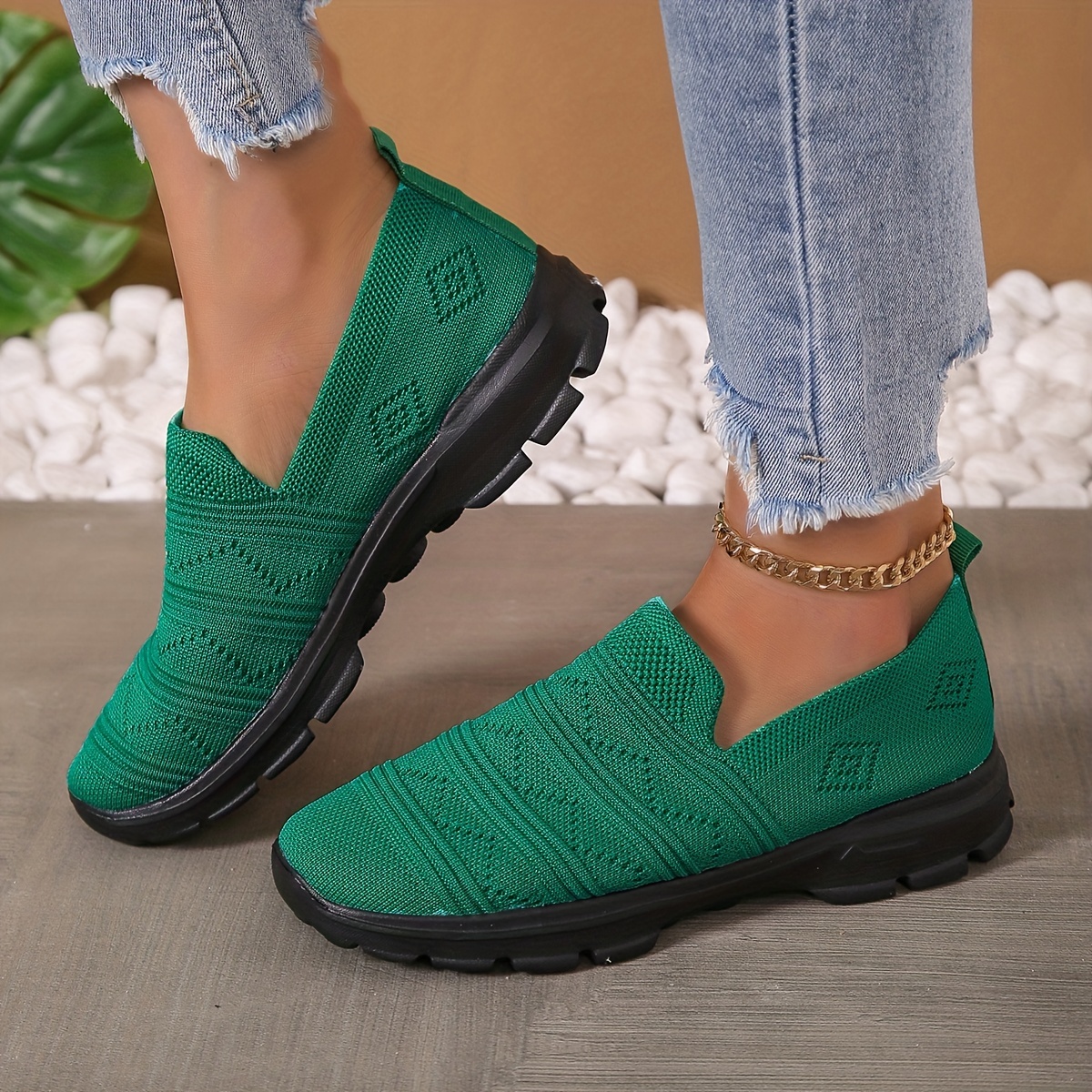 womens knit sock shoes breathable comfortable slip on shoes casual outdoor walking shoes details 3