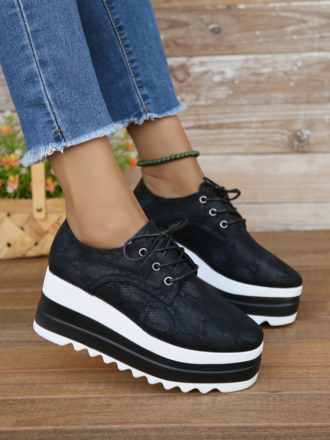 womens snakeskin pattern platform sneakers fashion lace up outdoor shoes comfortable low top shoes details 1